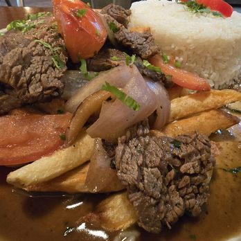 Listo el Pollo - Lomo Saltado - Peruvian Near Me - Reseda, California