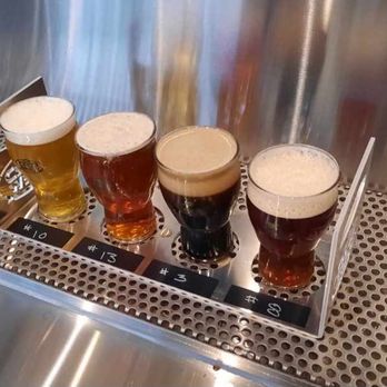 DVD Brew - Flights are awesome - Breweries Near Me - Loveland, Ohio