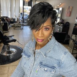 Salon Ja'el - Relaxed hair