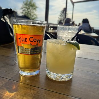 The Cove - Fun drinks - Seafood Near Me - Leland, Michigan
