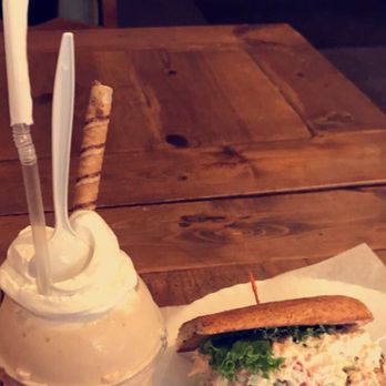 Cherubs - Peanut Butter & Banana smoothie #Amazing - Coffee & Tea Near Me - Chicago, Illinois