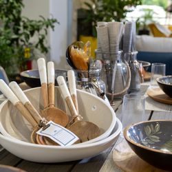 The Cozy Patio - Mango wood + marble salad server set. Couani ceramic bowls.