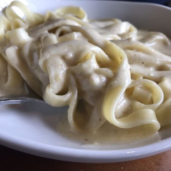 Olive Garden Italian Restaurant - Lunch fettuccine Alfredo - Italian Near Me - Pittsburgh, Pennsylvania Olive Garden Italian Restaurant - Lunch fettuccine Alfredo - Italian Near Me - Pittsburgh, Pennsylvania