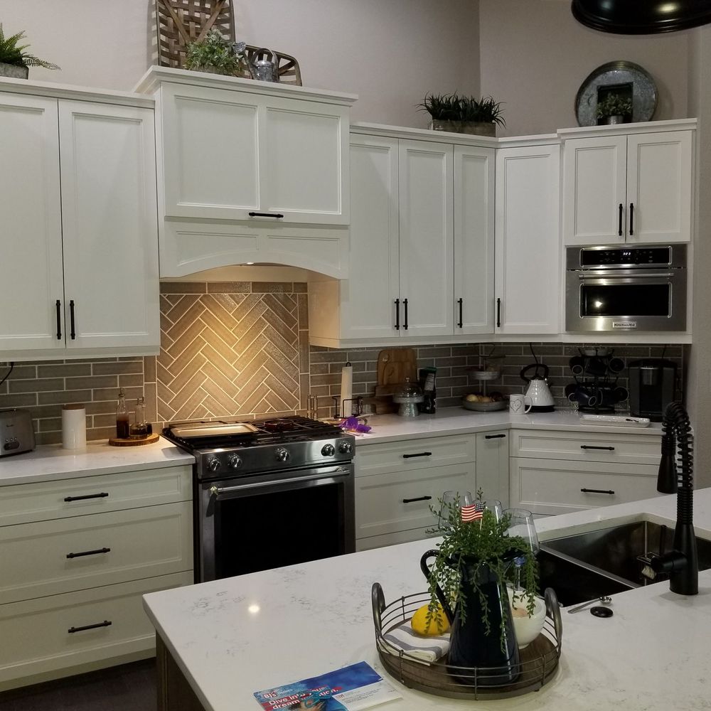 Kitchen Refacing Sarasota Florida Matttroy