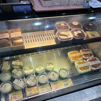 CC Cake - Array of cakes - Desserts Near Me - Arcadia, California