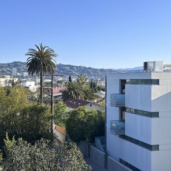 Cameo Beverly Hills Residences - Balcony view from room 308 - Hotels Near Me - Los Angeles, California Cameo Beverly Hills Residences - Balcony view from room 308 - Hotels Near Me - Los Angeles, California