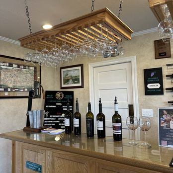 Peirano Estate Vineyards - The tasting bar. There is also a grassy area outside with picnic tables. Lovely. - Wineries Near Me - Acampo, California Peirano Estate Vineyards - The tasting bar. There is also a grassy area outside with picnic tables. Lovely. - Wineries Near Me - Acampo, California
