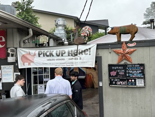 Heirloom Market BBQ by null