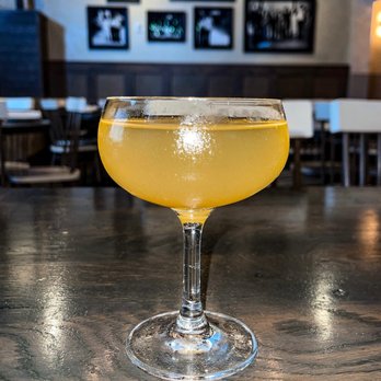 Grana - Peach Bellini - Italian Near Me - Atlanta, Georgia Grana - Peach Bellini - Italian Near Me - Atlanta, Georgia