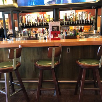Drake's Chattanooga - Bar area - Sushi Bars Near Me - Chattanooga, Tennessee Drake's Chattanooga - Bar area - Sushi Bars Near Me - Chattanooga, Tennessee