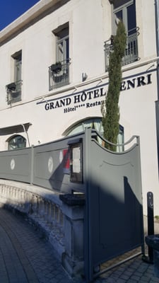 Grand Hôtel Henri - Hôtel Restaurant by null