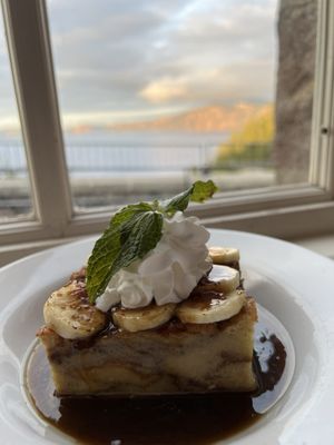 Crater Lake Lodge by null