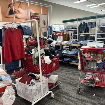 Target - This is the area next to the Returns counter as soon as you walk in. Target has really fallen off. - Electronics Near Me - Atlanta, Georgia Target - This is the area next to the Returns counter as soon as you walk in. Target has really fallen off. - Electronics Near Me - Atlanta, Georgia