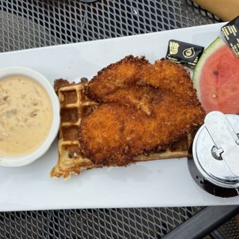 Melville Tavern - Chicken and waffles - underwhelming - American Near Me - Monterey, California