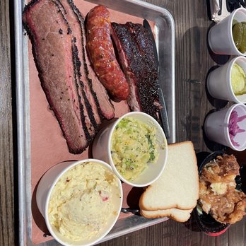 Killen's Barbecue - Brisket, jalapeño sausage, pork ribs, broccoli cheese casserole, potato salad, bread pudding - Barbeque Near Me - Cypress, Texas
