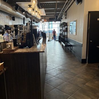 Gregorys Coffee - Coffee & Tea Near Me - New York, New York