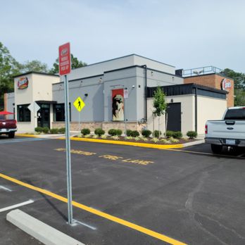 Raising Cane's Chicken Fingers - Fast Food Near Me - Chesapeake, Virginia