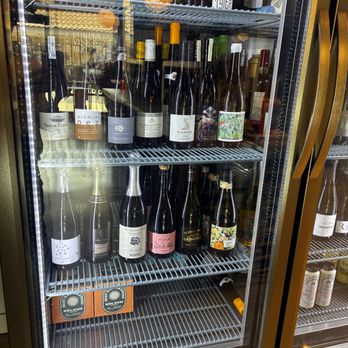 Purple Vine & Bloom - Chilled wine read to go. - Florists Near Me - Pasadena, California