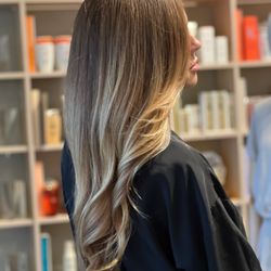 Spa Hollywood - Balayage and blowout
