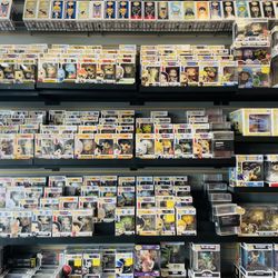 Game Stop - Funko Pops