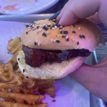 Parkside Eats - Guava Chili Chicken Slider - Breakfast & Brunch Near Me - Metuchen, New Jersey