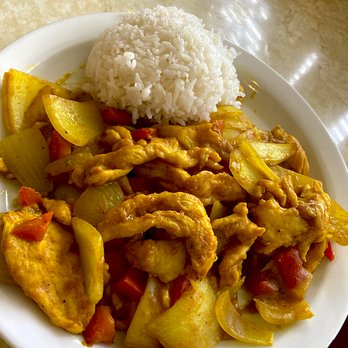 Golden Mountain Restaurant - Golden Mountain Curry Chicken - Chinese Near Me - Willoughby Hills, Ohio Golden Mountain Restaurant - Golden Mountain Curry Chicken - Chinese Near Me - Willoughby Hills, Ohio