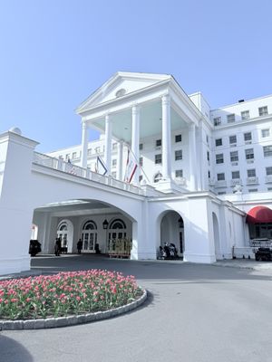 The Greenbrier by null