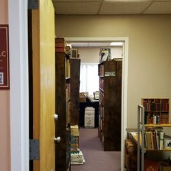 Castle Books And Tea