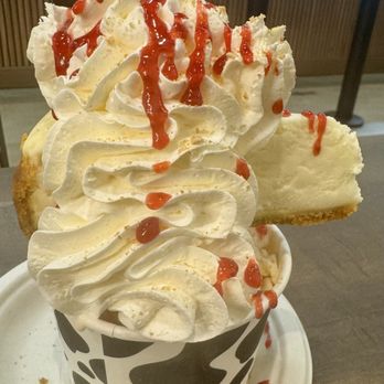 The Yard Milkshake Bar - Strawberries and cream cheesecake sundae - Ice Cream & Frozen Yogurt Near Me - Berkeley, California The Yard Milkshake Bar - Strawberries and cream cheesecake sundae - Ice Cream & Frozen Yogurt Near Me - Berkeley, California