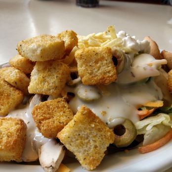 Pizza Hut - Salad - Pizza Near Me - Brookville, Pennsylvania