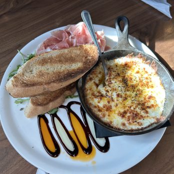 Fat Olives - Straciatella - Pizza Near Me - Flagstaff, Arizona