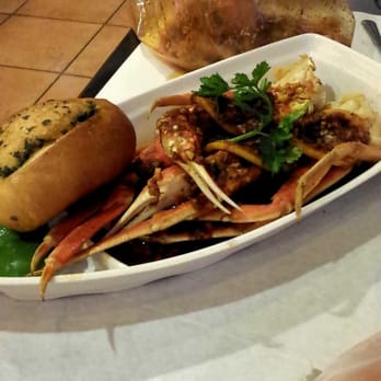 Claw Shack - Snow Crab Clusters (not just the legs!) in Shamlambang sauce comes with Garlic bread - Cajun/Creole Near Me - San Jose, California