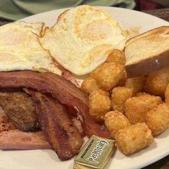 Brekkies - Breakfast & Brunch Near Me - Solvang, California