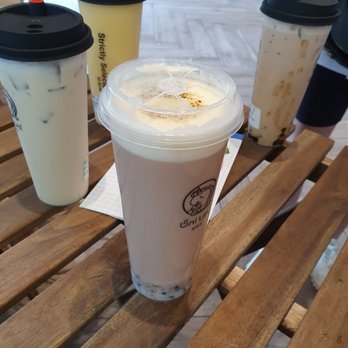Uni Uni - Special cap for cheese foam that allows you to drink in out of the cup directly - Bubble Tea Near Me - Chicago, Illinois Uni Uni - Special cap for cheese foam that allows you to drink in out of the cup directly - Bubble Tea Near Me - Chicago, Illinois