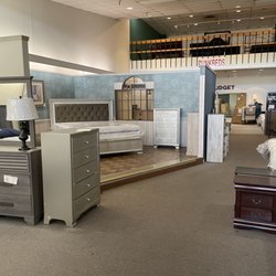 Discount Furniture & Mattress Outlet