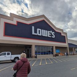Lowe's Home Improvement - New Years Eve 2023