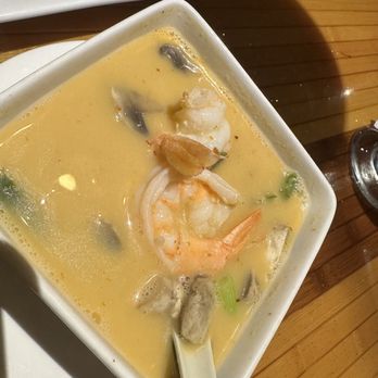 Spice Thai & Sushi - Sushi Bars Near Me - Lakeland, Florida