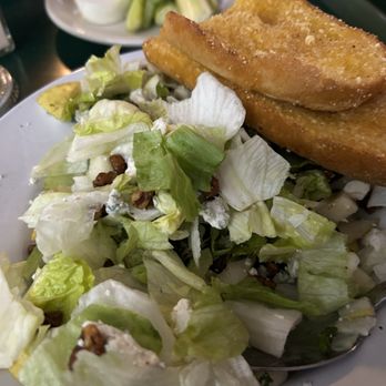 Pullano's Pizza & Wings - This pair salad was amazing and the dressing was delicious. Also, I have not had garlic bread like this maybe ever. - Pizza Near Me - Glendale, Arizona Pullano's Pizza & Wings - This pair salad was amazing and the dressing was delicious. Also, I have not had garlic bread like this maybe ever. - Pizza Near Me - Glendale, Arizona