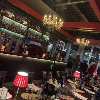 Bites & Bubbles - Table scape - Wine Bars Near Me - Orlando, Florida