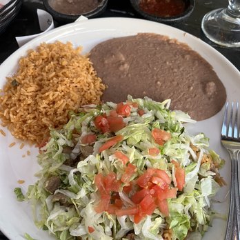 El Paraiso Mexican Cuisine - Combination Plate, 1 item: Chili verde tostada no cheese. - Mexican Near Me - Medford, Oregon El Paraiso Mexican Cuisine - Combination Plate, 1 item: Chili verde tostada no cheese. - Mexican Near Me - Medford, Oregon