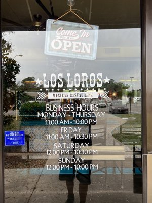 Los Loros Mexican Restaurant by null