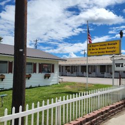 Trail Riders Motel - View from the street