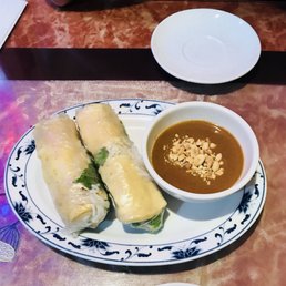 I ordered Shrimp Spring Rolls but I got Tofu Spring Rolls. It was good!