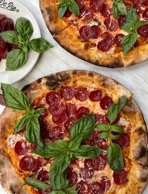 DC PIE CO. by null