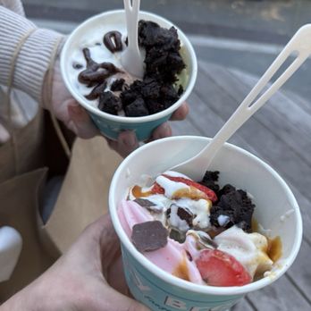 Easy Breezy Frozen Yogurt - Ice Cream & Frozen Yogurt Near Me - Walnut Creek, California Easy Breezy Frozen Yogurt - Ice Cream & Frozen Yogurt Near Me - Walnut Creek, California