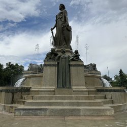 Thatcher Fountain