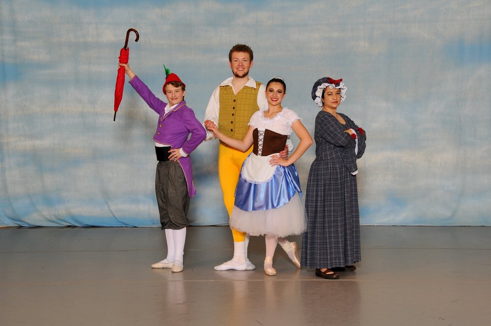 Dance Center of Spokane Logo