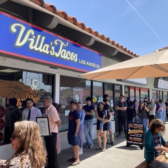 Villa's Tacos - The line never stopped - Tacos Near Me - Los Angeles, California Villa's Tacos - The line never stopped - Tacos Near Me - Los Angeles, California