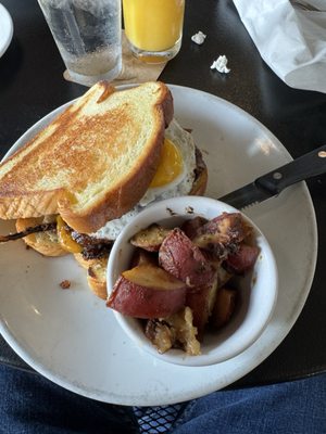 Friends Grille and Bar by null