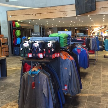 Canski Westin - Women's Clothing Near Me - Whistler, British Columbia